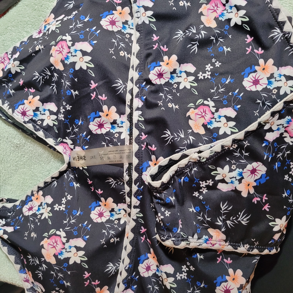 SHEIN Floral Bikini - Black and Multicolor